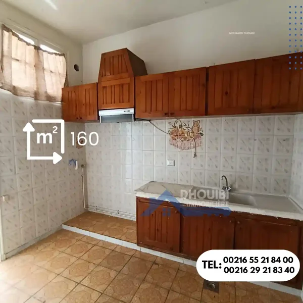 maison-2-garage-2-appartements-vendre-kairouan-1